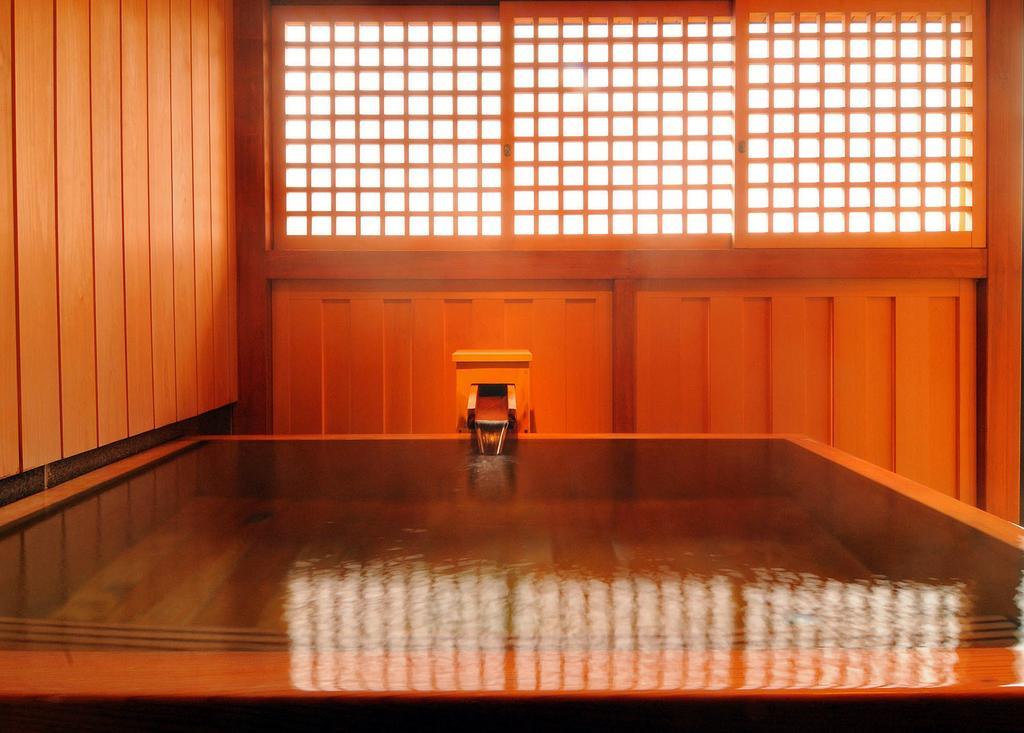 Hakone Tokinoshizuku Hotel Eksteriør billede A traditional Japanese onsen